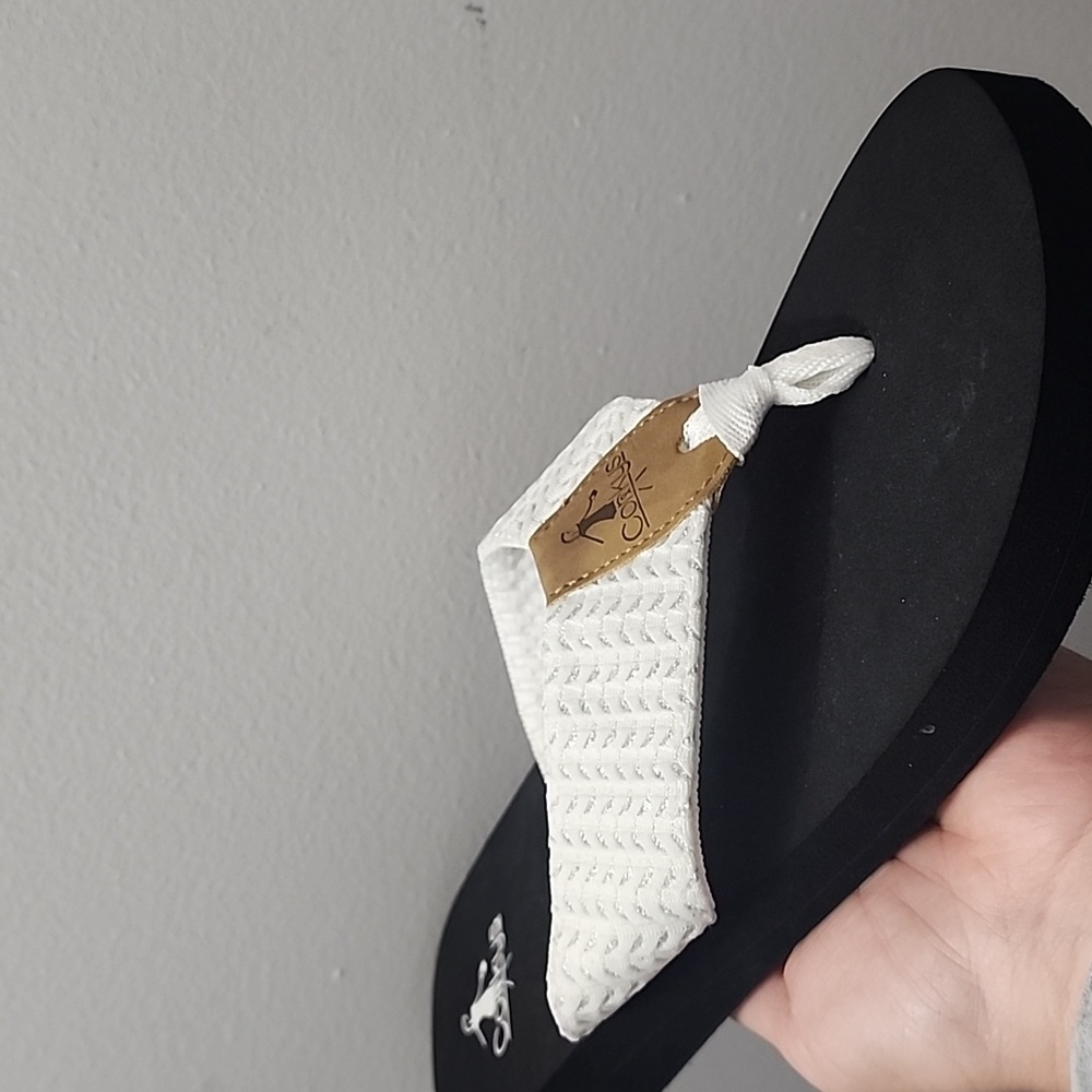 CORKYS flip flops waves